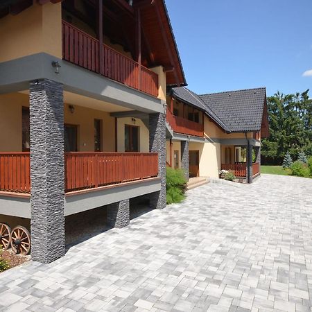 Apartmany Best I. Besenova Exterior photo