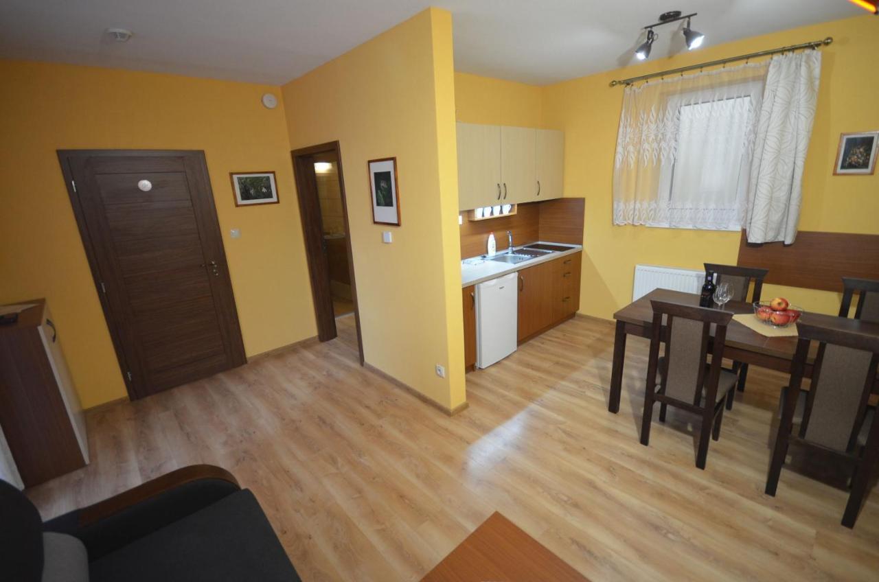 Apartmany Best I. Besenova Exterior photo