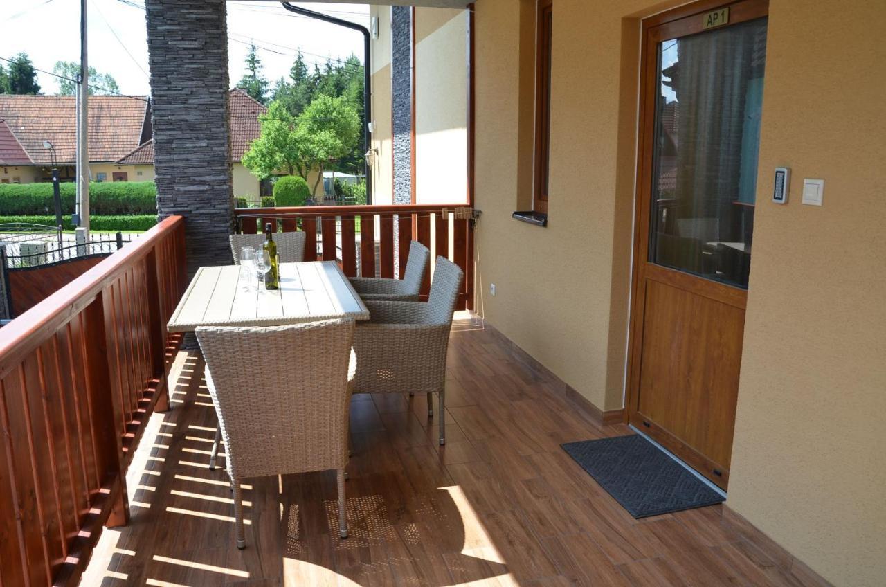 Apartmany Best I. Besenova Exterior photo