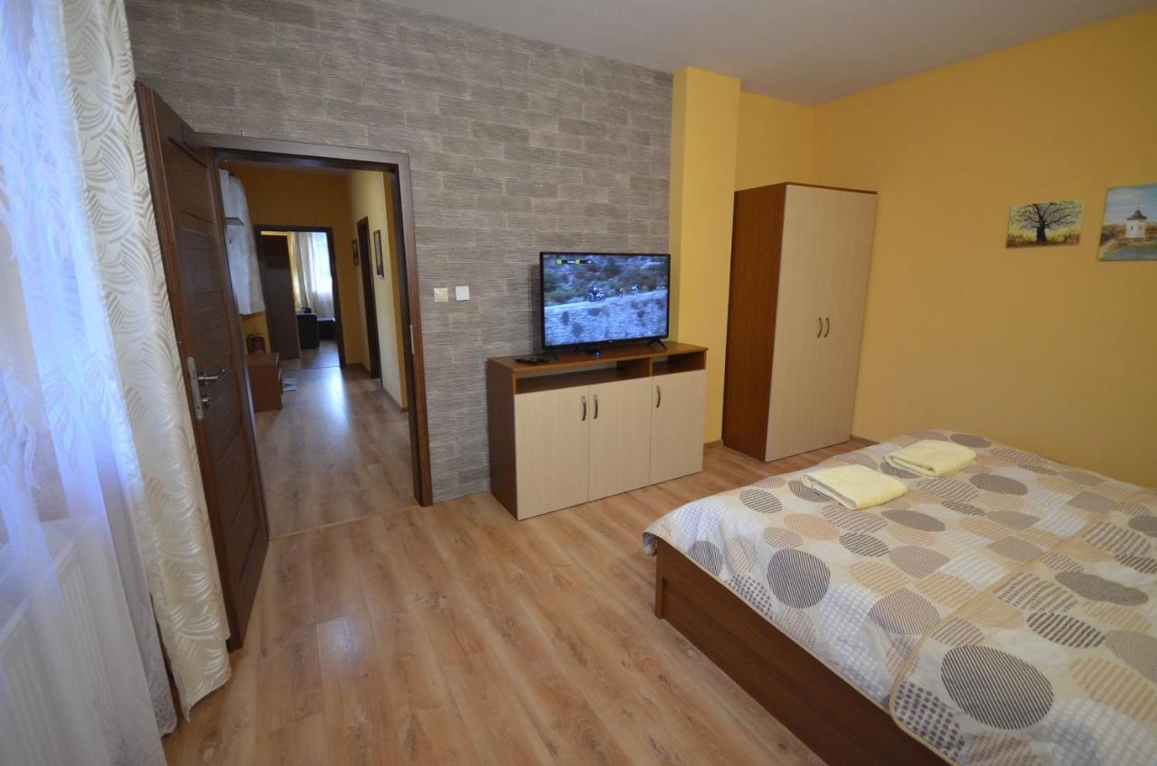 Apartmany Best I. Besenova Exterior photo