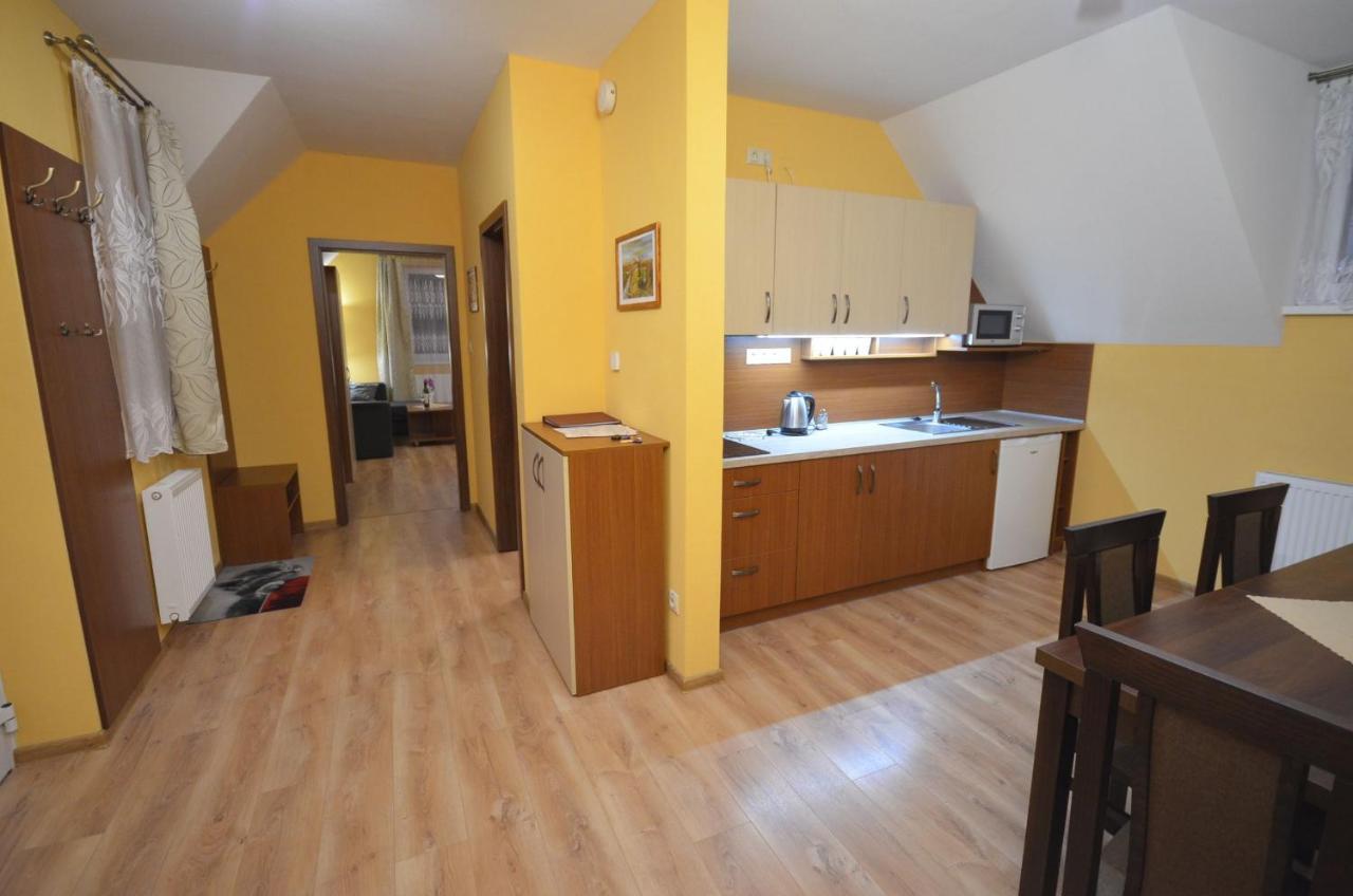 Apartmany Best I. Besenova Exterior photo