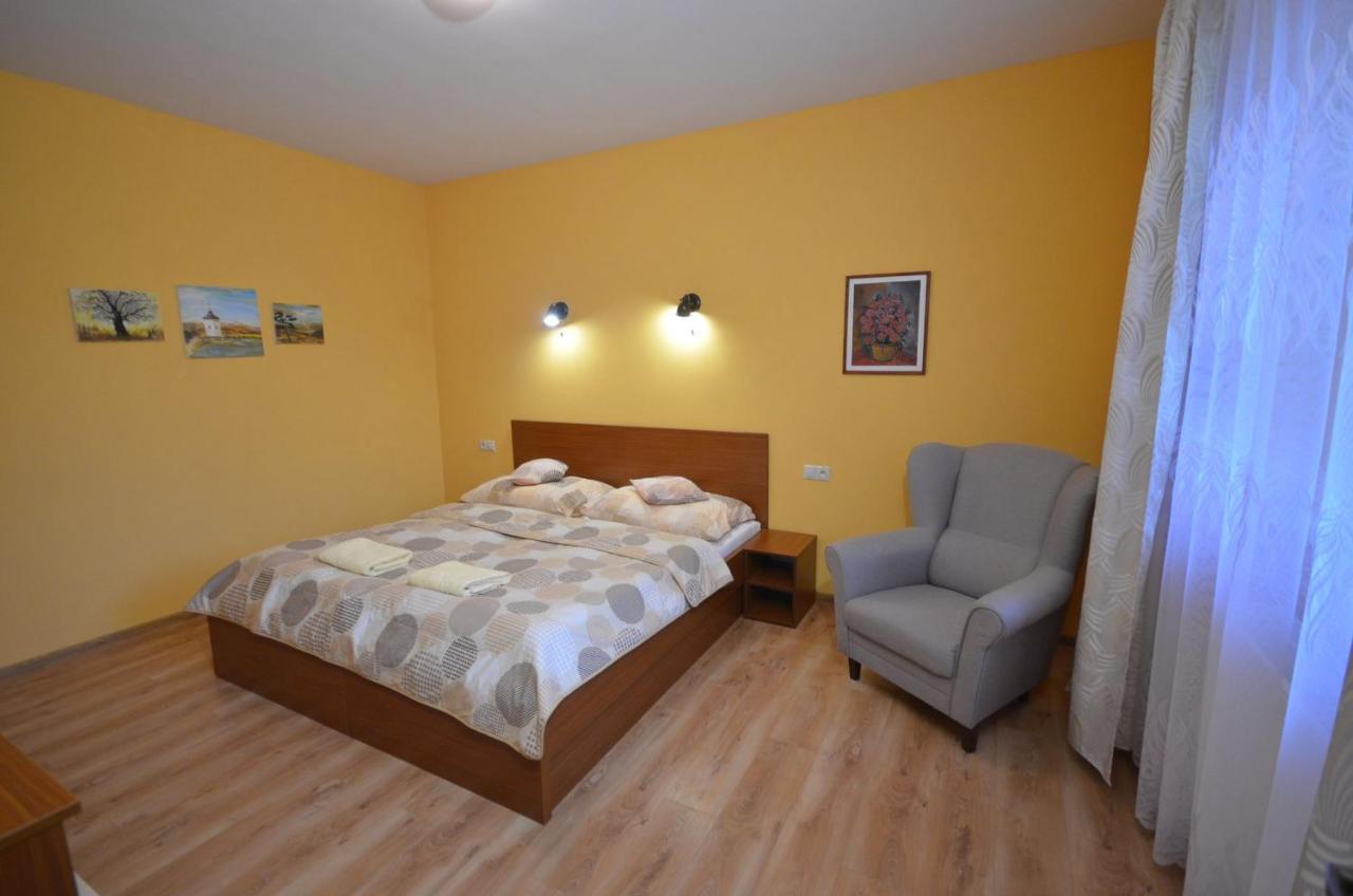 Apartmany Best I. Besenova Exterior photo